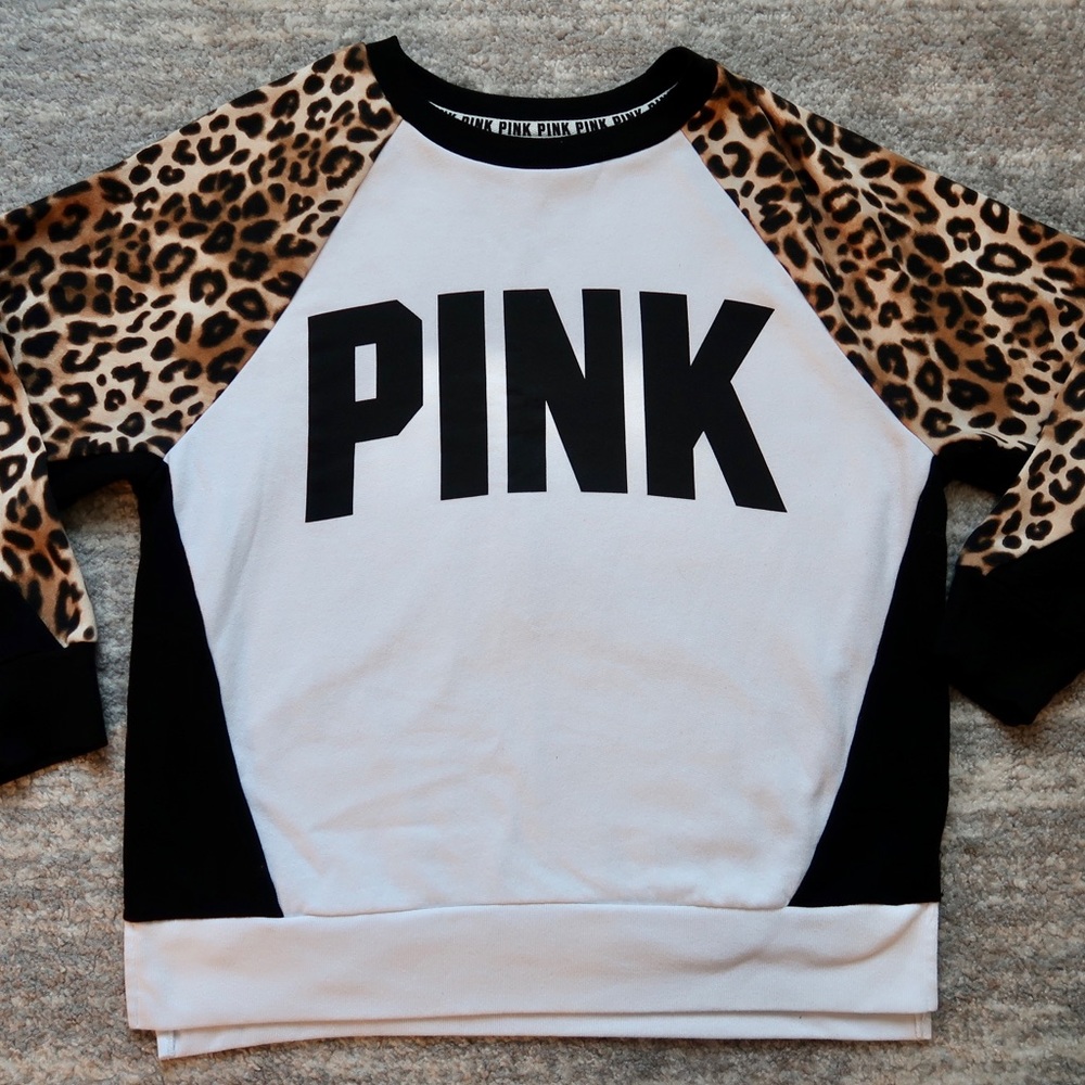 VS PINK Leopard Sweatshirt M